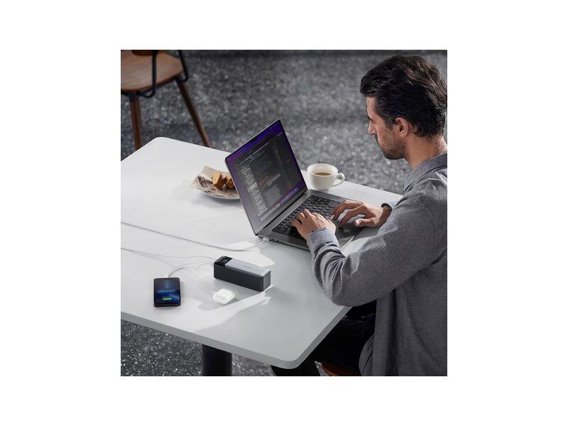 Anker 737 Power Bank - photo 3