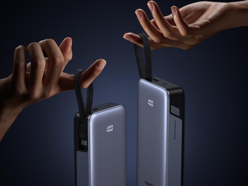 Ugreen 20000mAh power bank con cavo integrato