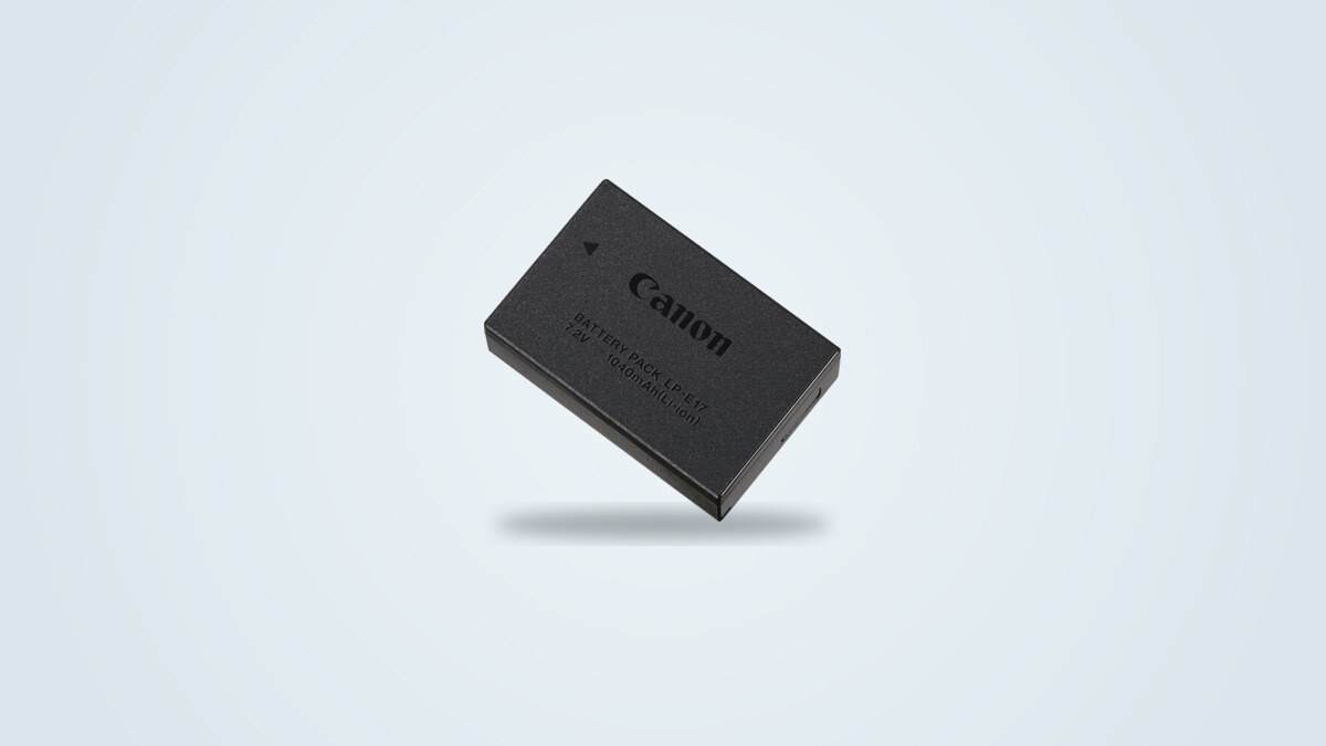 Batería original Canon LP-E17 con el logotipo de Canon y la indicación 7,2V 1040 mAh visibles en la carcasa