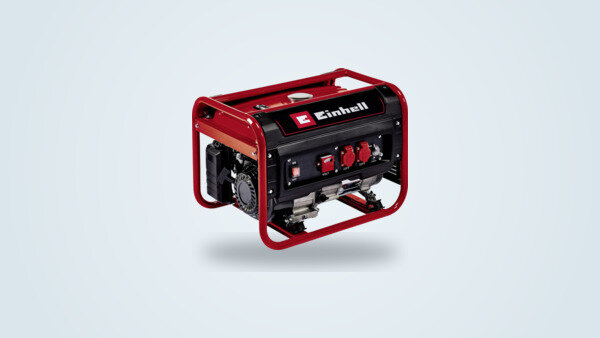 Generador a gasolina Einhell TC-PG 25/1/E5 en rojo y negro sobre chasis tubular, visto de tres cuartos