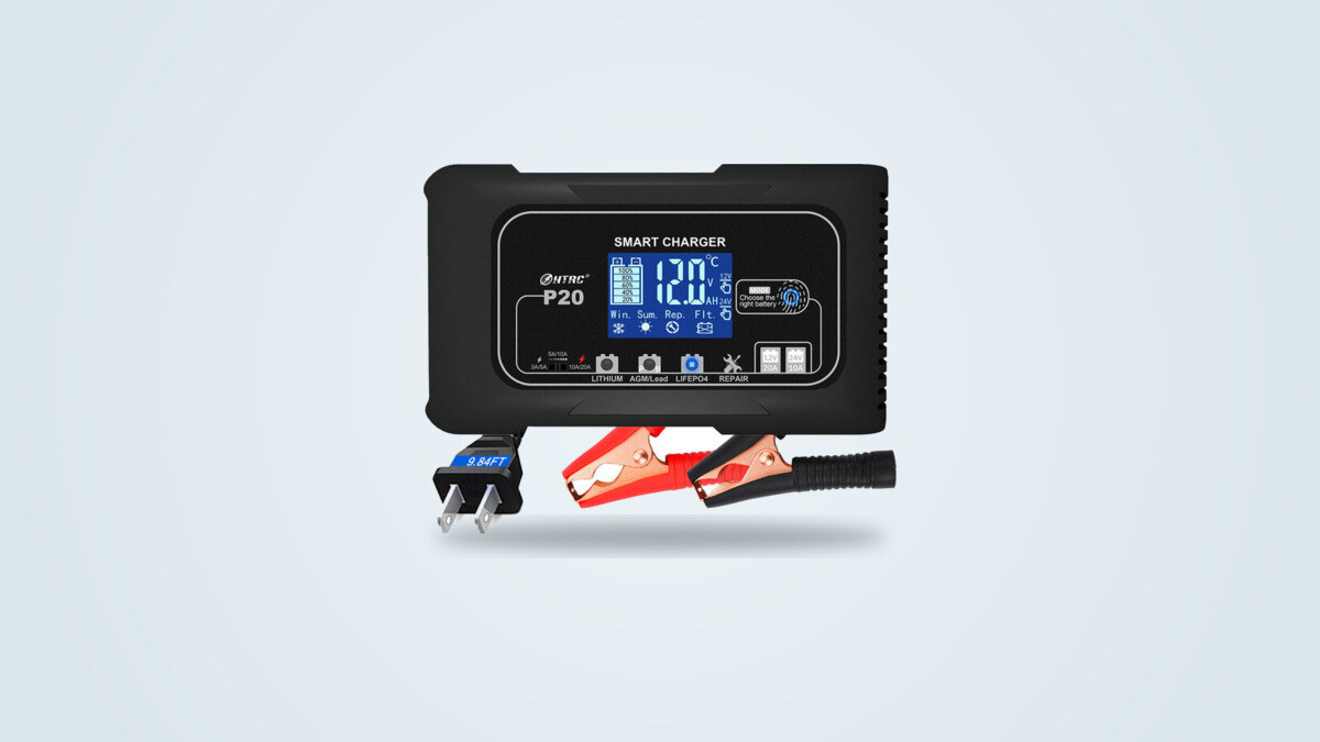 Caricabatteria HTRC P20 20A con schermo LCD e pinze a coccodrillo