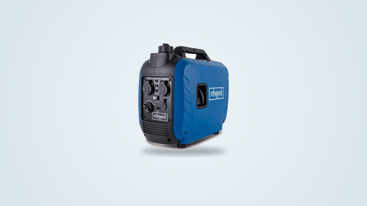 Generatore inverter Scheppach SG2500i blu e nero con maniglia di trasporto, visto di tre quarti, prese 230V visibili