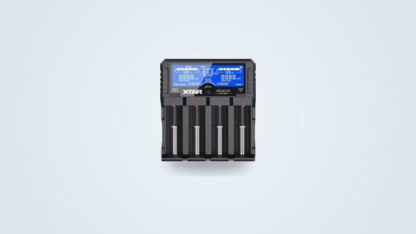 Xtar Dragon VP4 Plus analyzer charger with measurement probes